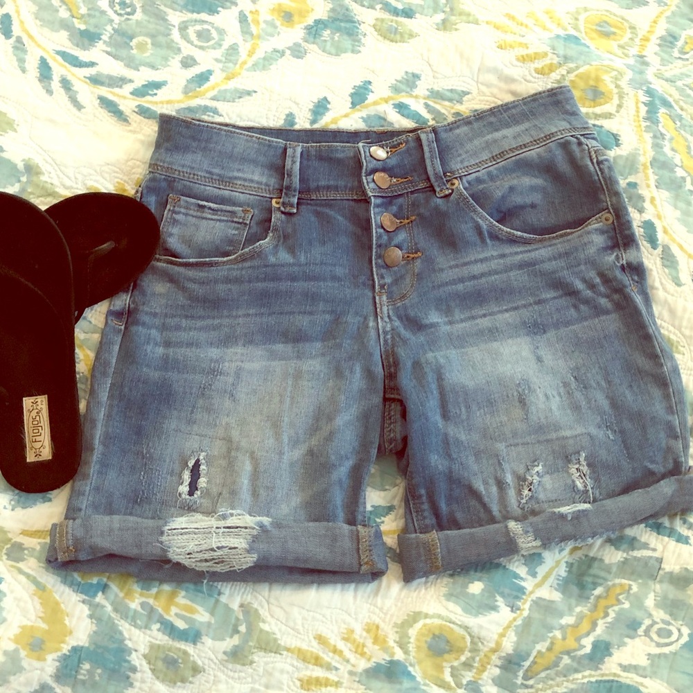 RUE 21 Distressed Rolled Jeans; super comfy!